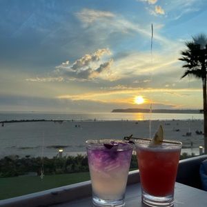 Meet your Posher, Lina